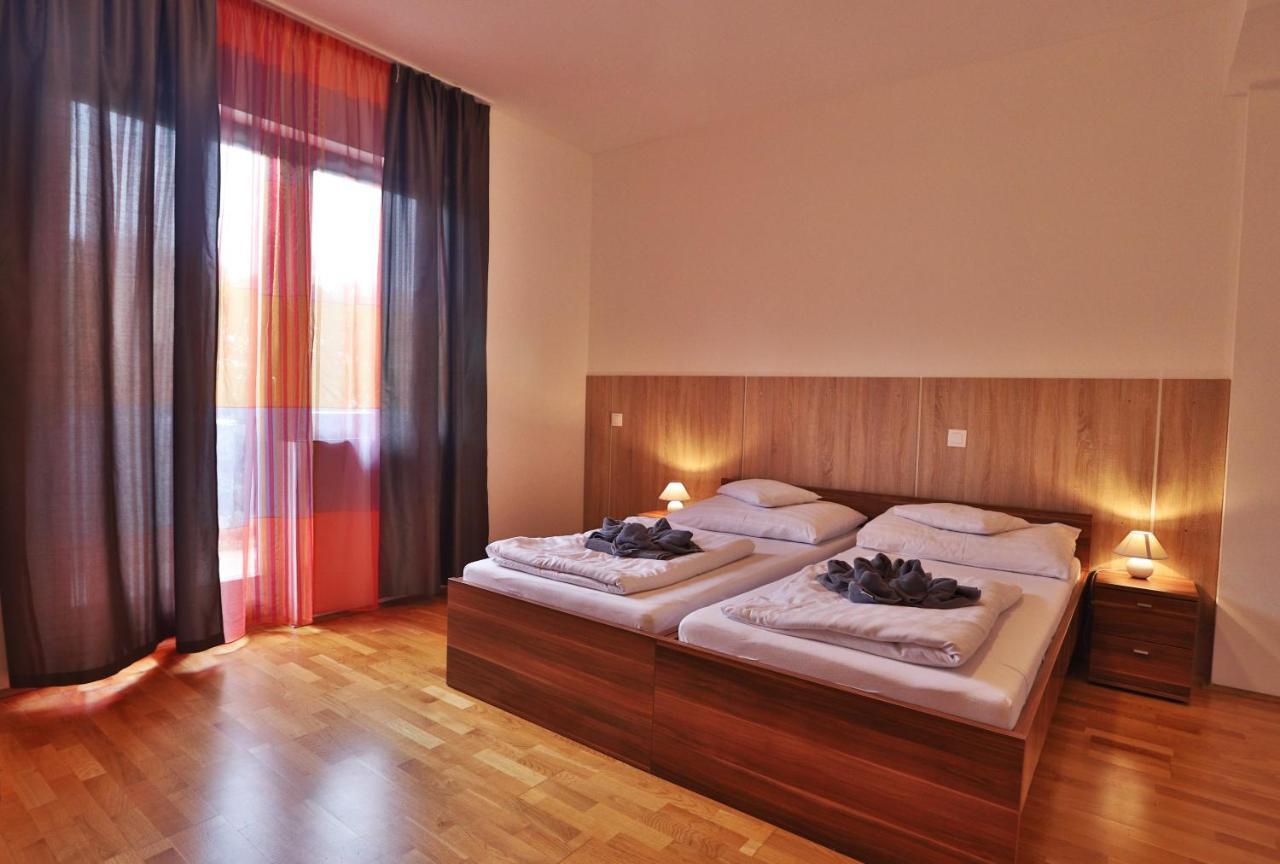 Margareta Apartman Es Ueduelohaz Bogacs Luaran gambar